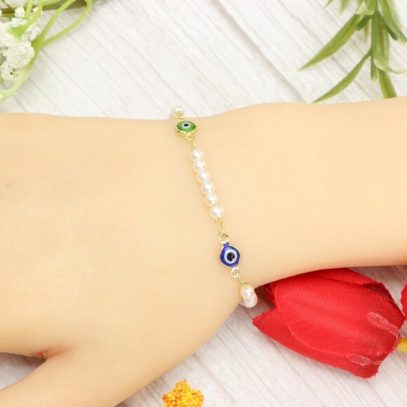 "Trendy Handmade Bracelet – A Thoughtful Gift for Girls & Women | UNVRC1452 - Picture 4 of 11